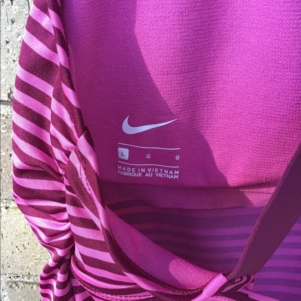 Nike’s Woman’s Workout Top